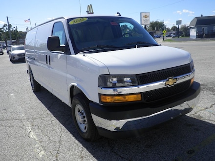 2025 Chevrolet Express Cargo WT Van
