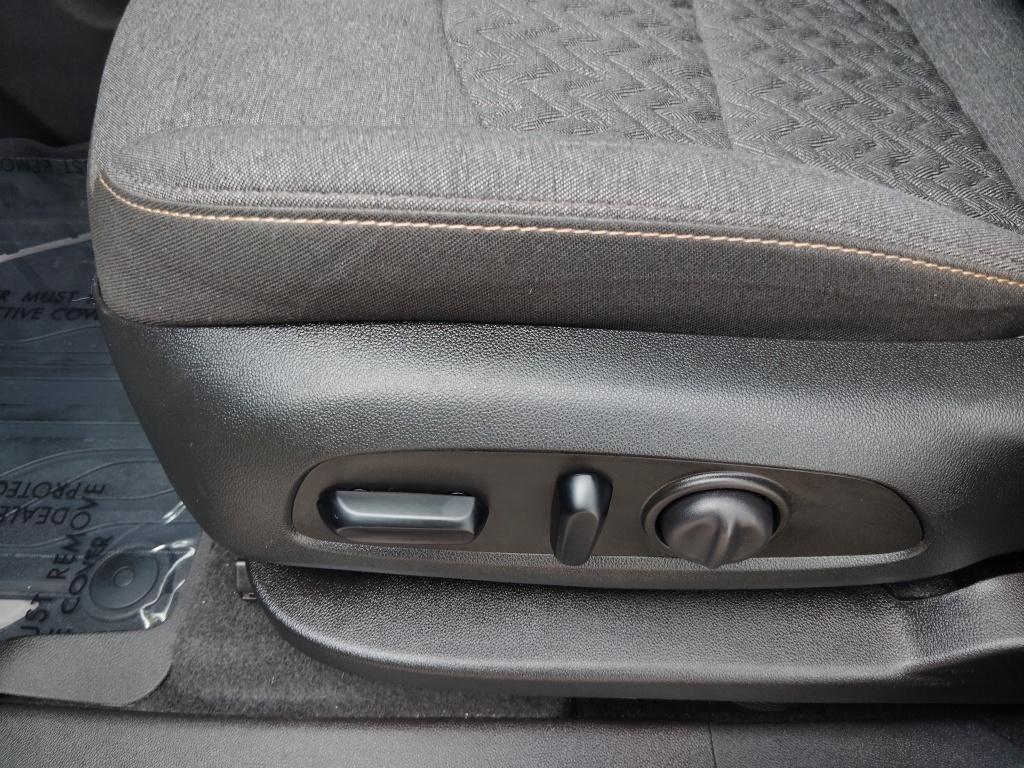 2024 Chevrolet Equinox LT - Photo 15