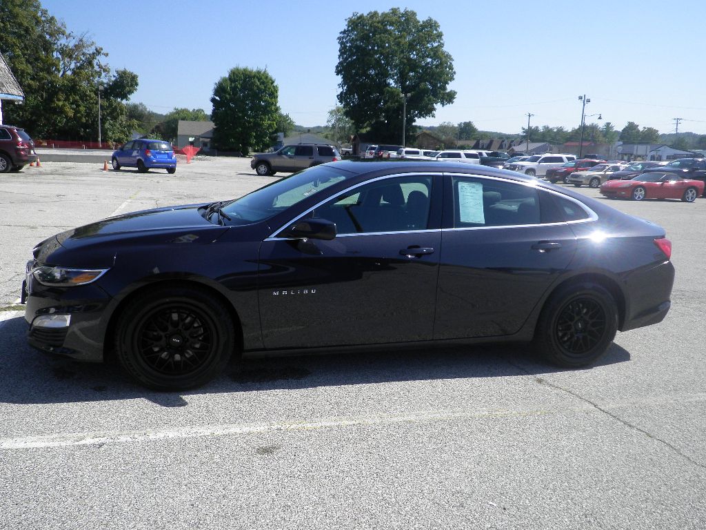 2023 Chevrolet Malibu 1LT photo 4
