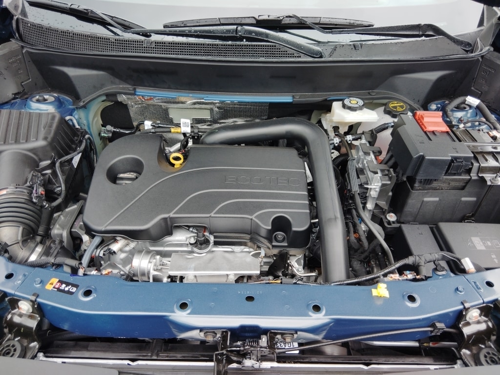 2026 Chevrolet Equinox LT - Photo 10