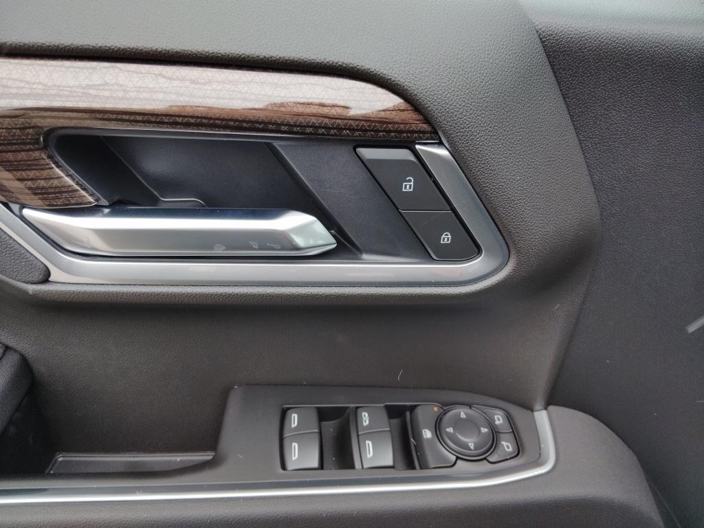 2026 Chevrolet Silverado 1500 RST - Photo 13