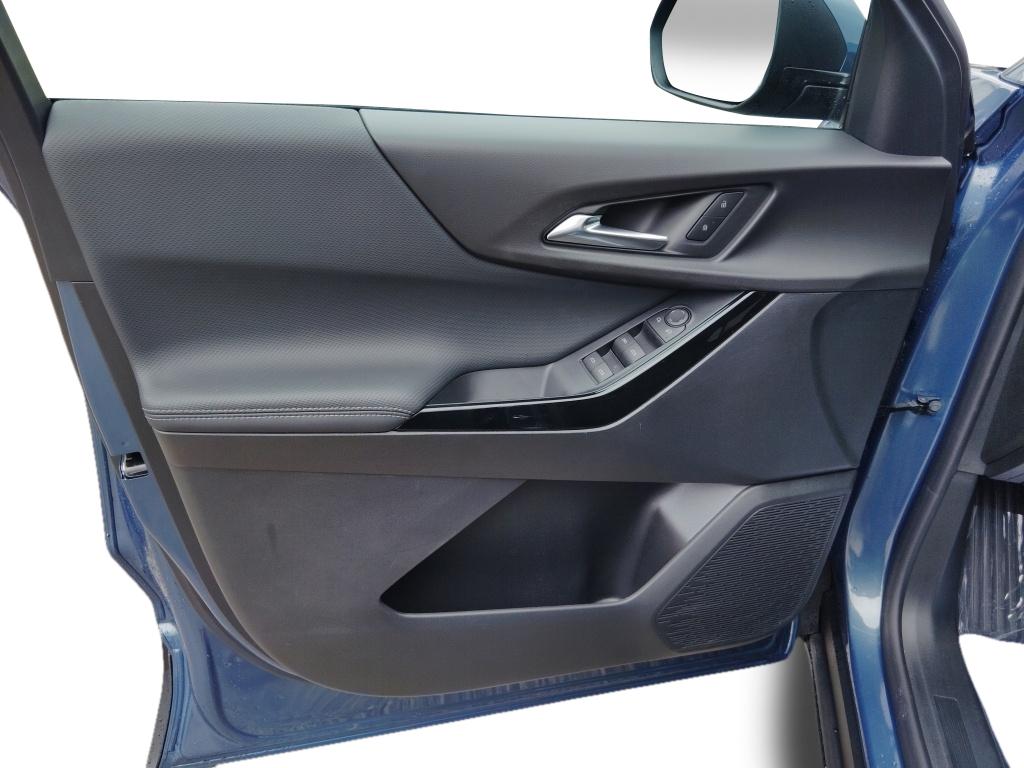 2026 Chevrolet Equinox LT - Photo 11