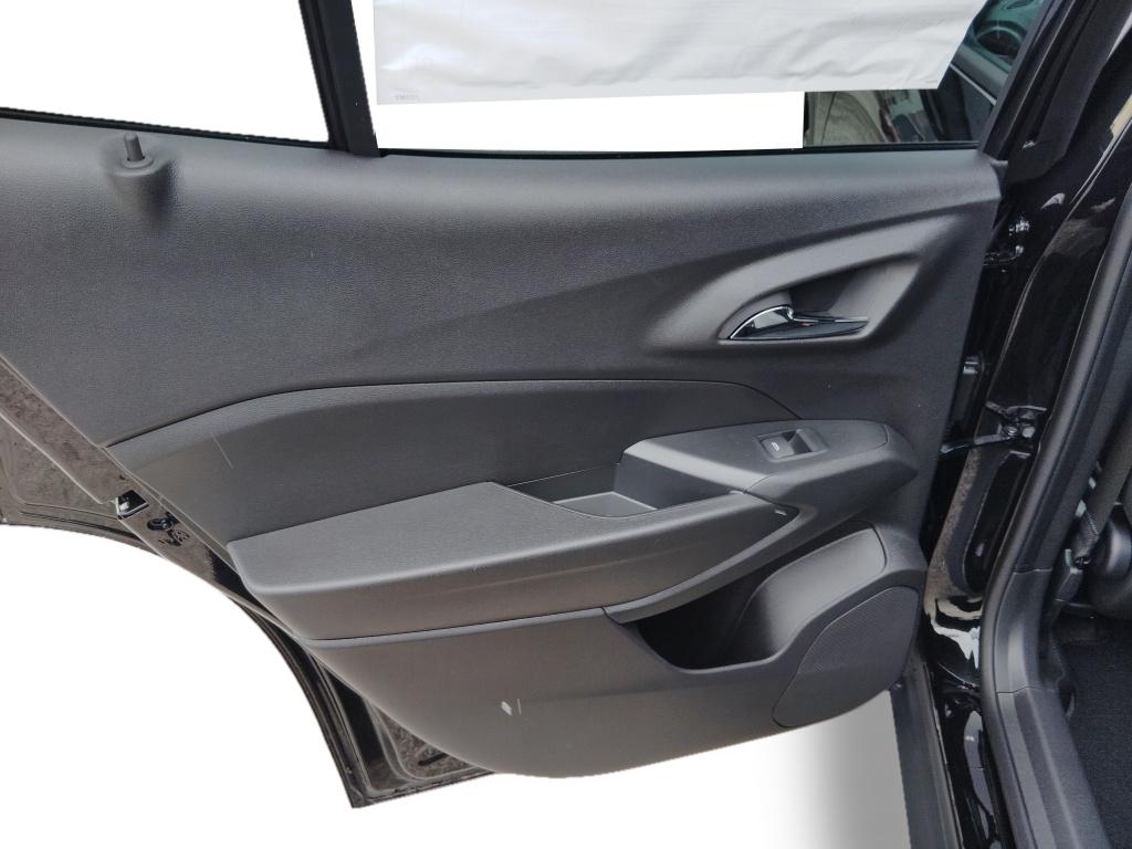 2026 Chevrolet Trax RS - Photo 22