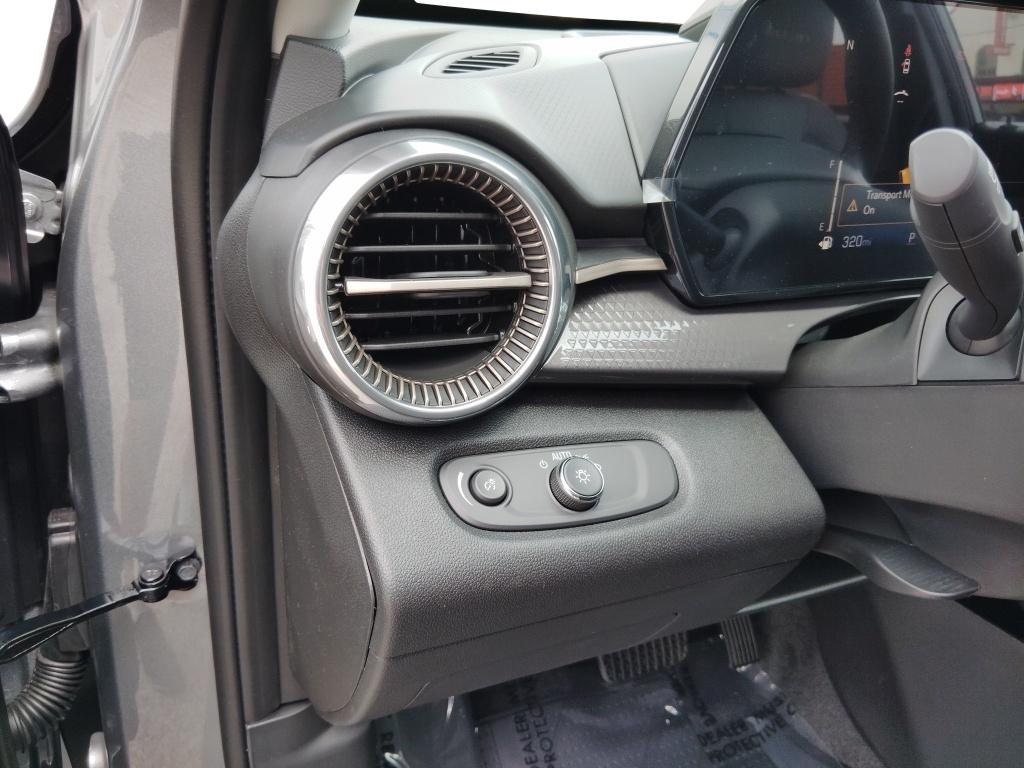 2026 Chevrolet Trax Activ - Photo 16