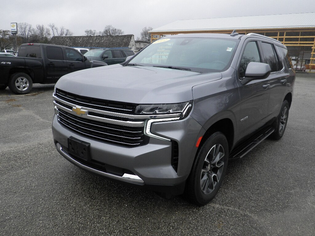 2021 Chevrolet Tahoe LT photo 2