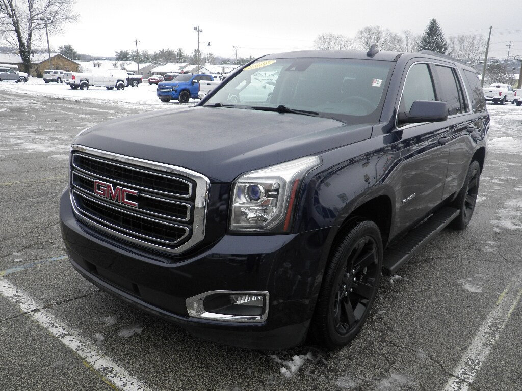 2017 Gmc Yukon SLT photo 3