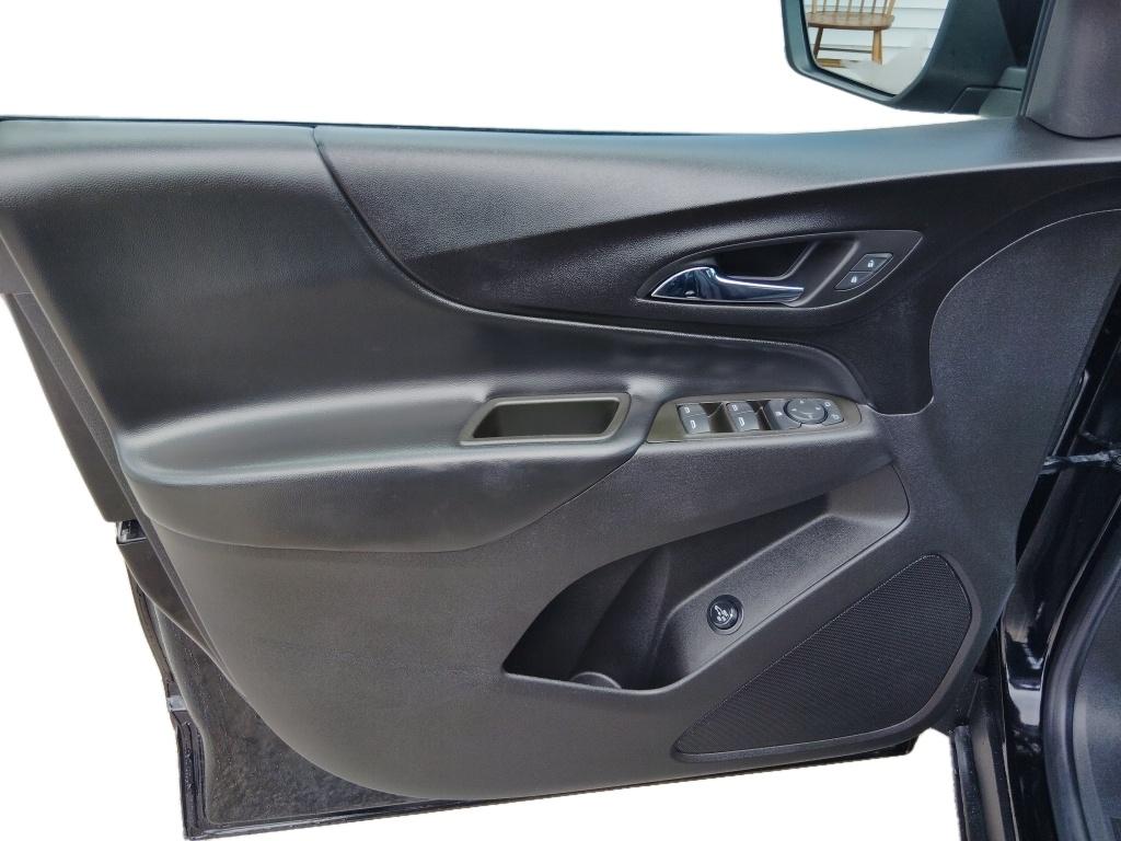 2024 Chevrolet Equinox LT - Photo 12
