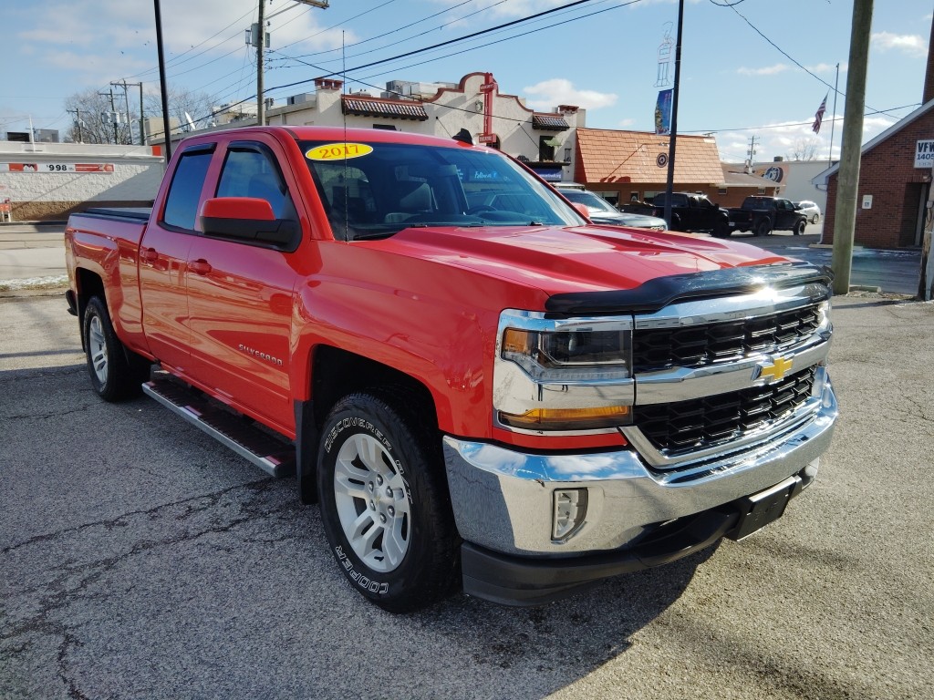 2017 Chevrolet Silverado 1500 LT's photo