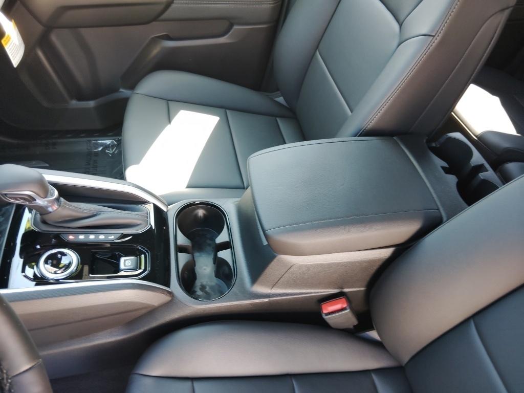 2026 Chevrolet Colorado LT - Photo 25