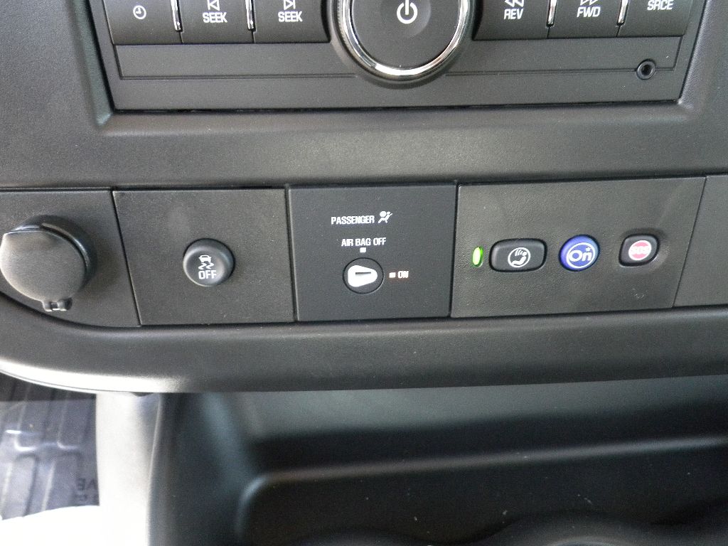 2025 Chevrolet Express Cargo Work Van - Photo 19