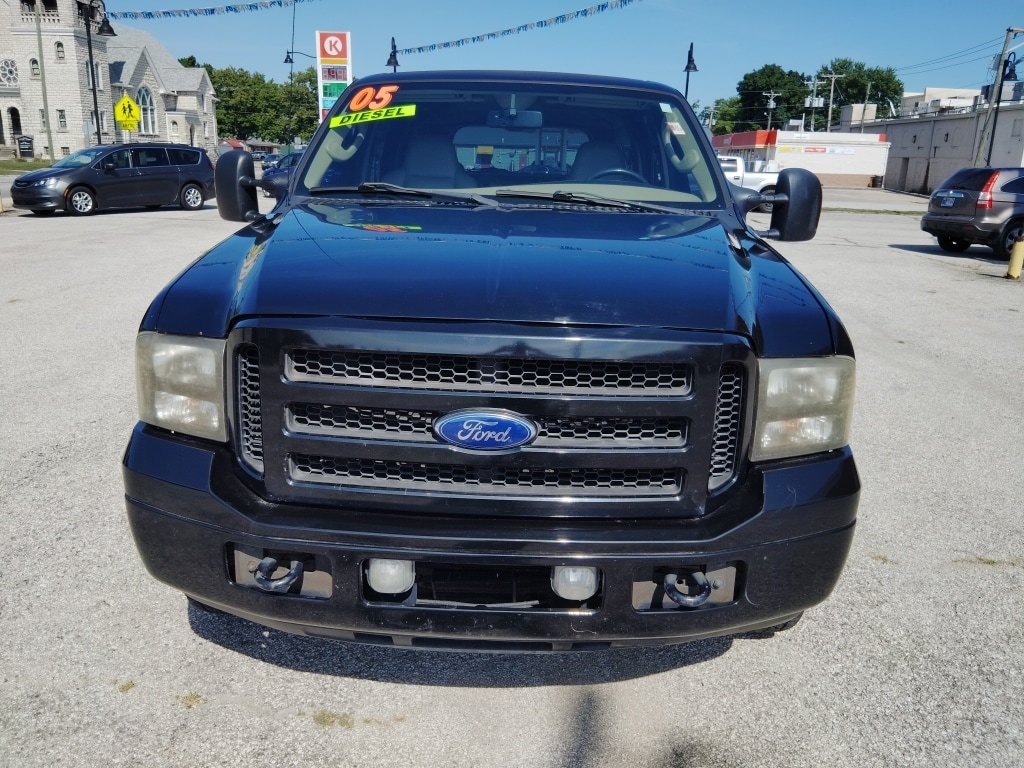Used 2005 Ford Excursion Limited with VIN 1FMSU43P75ED45500 for sale in Spencer, IN