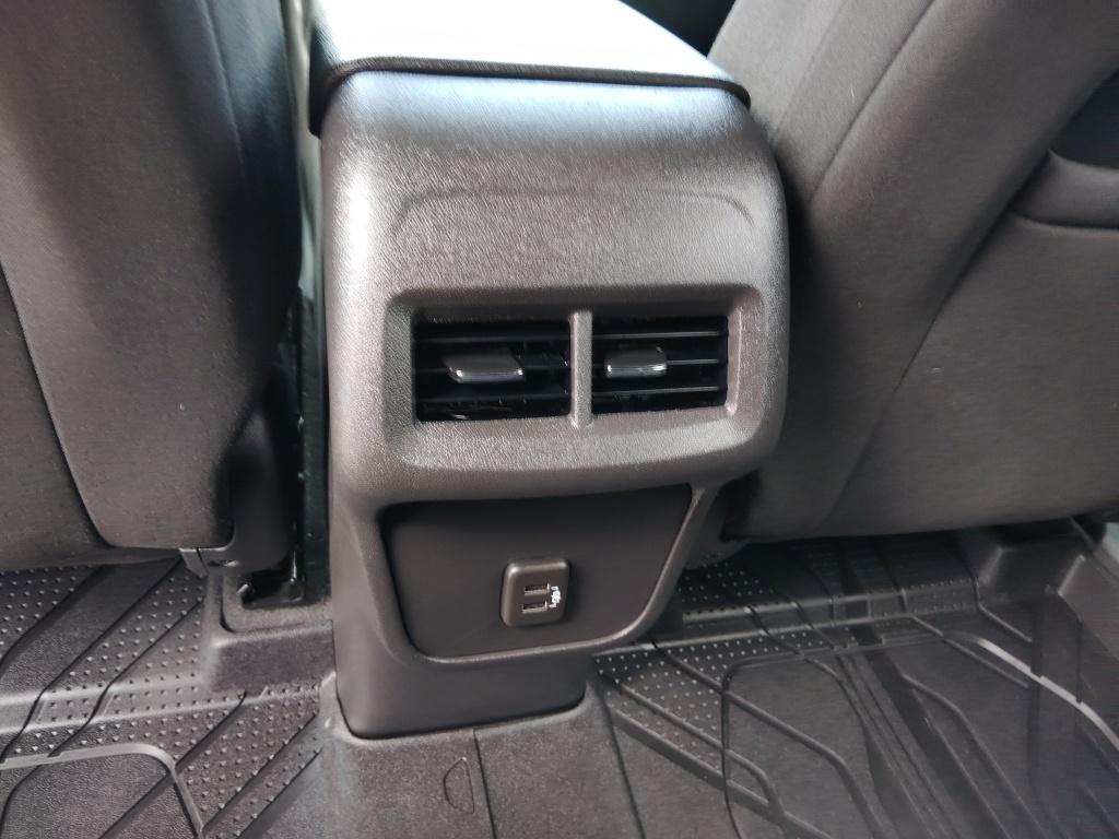 2024 Chevrolet Equinox LT - Photo 26