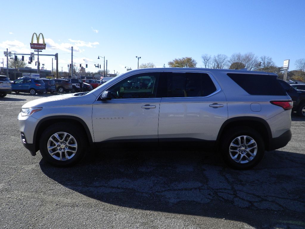 2019 Chevrolet Traverse LS photo 4