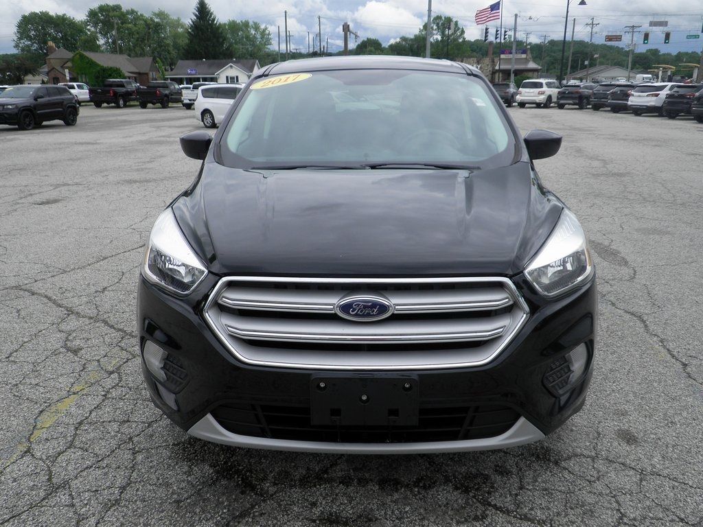 Used 2017 Ford Escape SE with VIN 1FMCU9GD0HUE50682 for sale in Spencer, IN