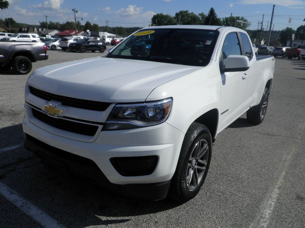 2019 Chevrolet Colorado Work Truck photo 2
