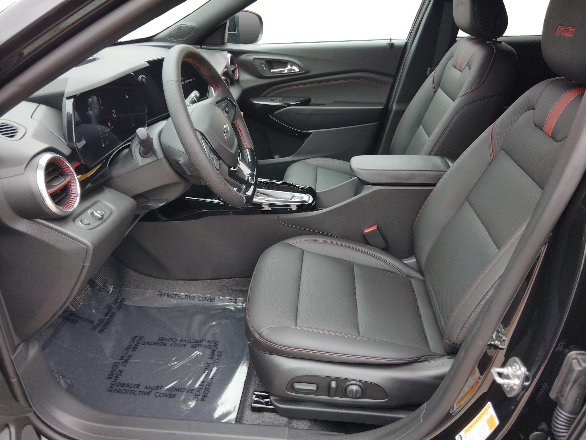 2026 Chevrolet Trax RS - Photo 13
