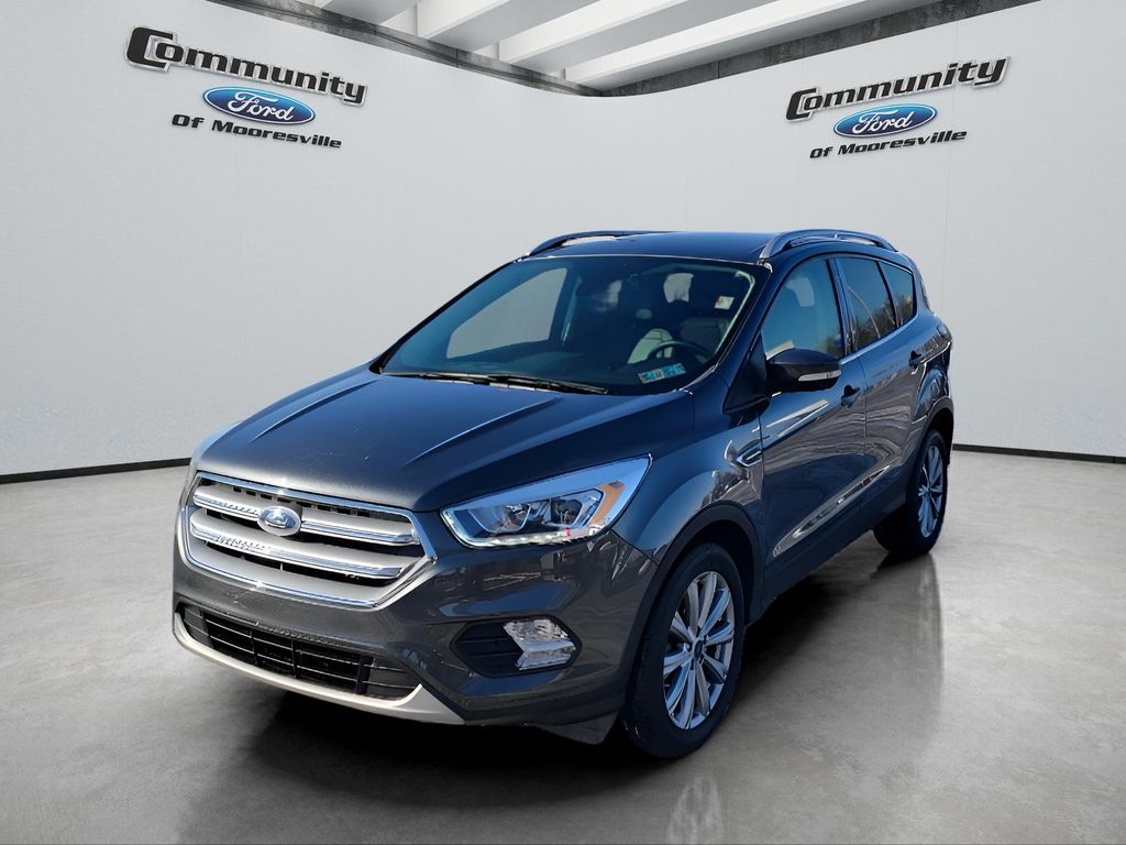 2017 Ford Escape Titanium's photo