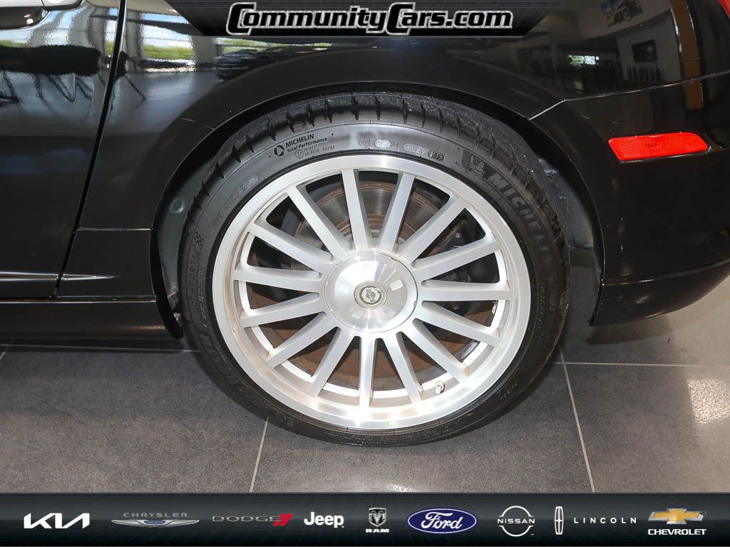 2005 Chrysler Crossfire SRT-6 photo 4
