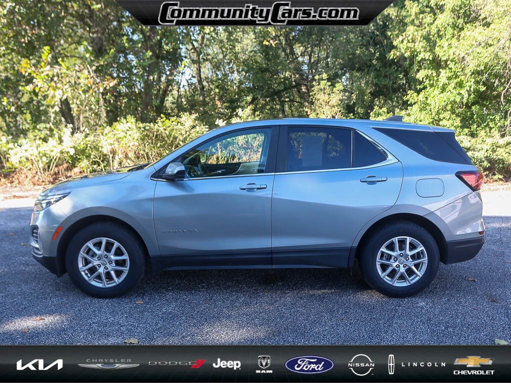 2024 Chevrolet Equinox photo 2