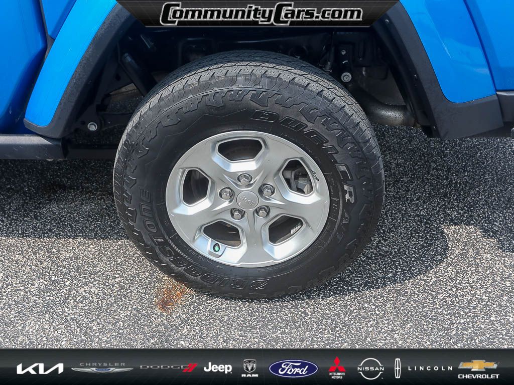 2021 Jeep Gladiator Sport photo 3