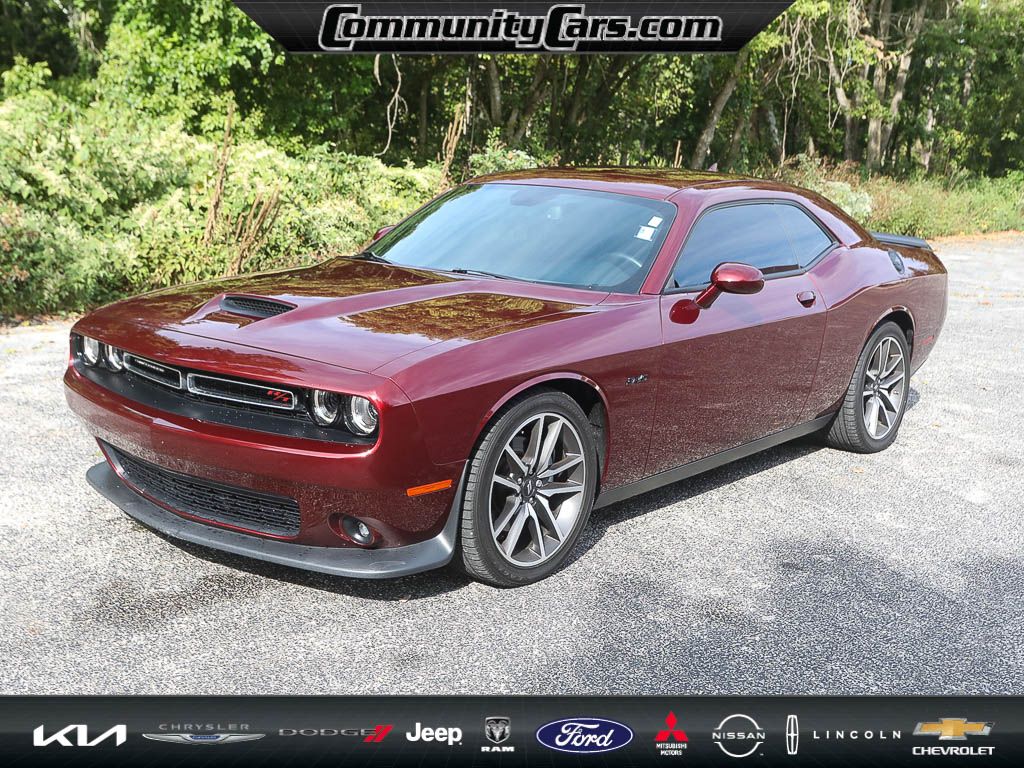 2023 Dodge Challenger R/T photo 2