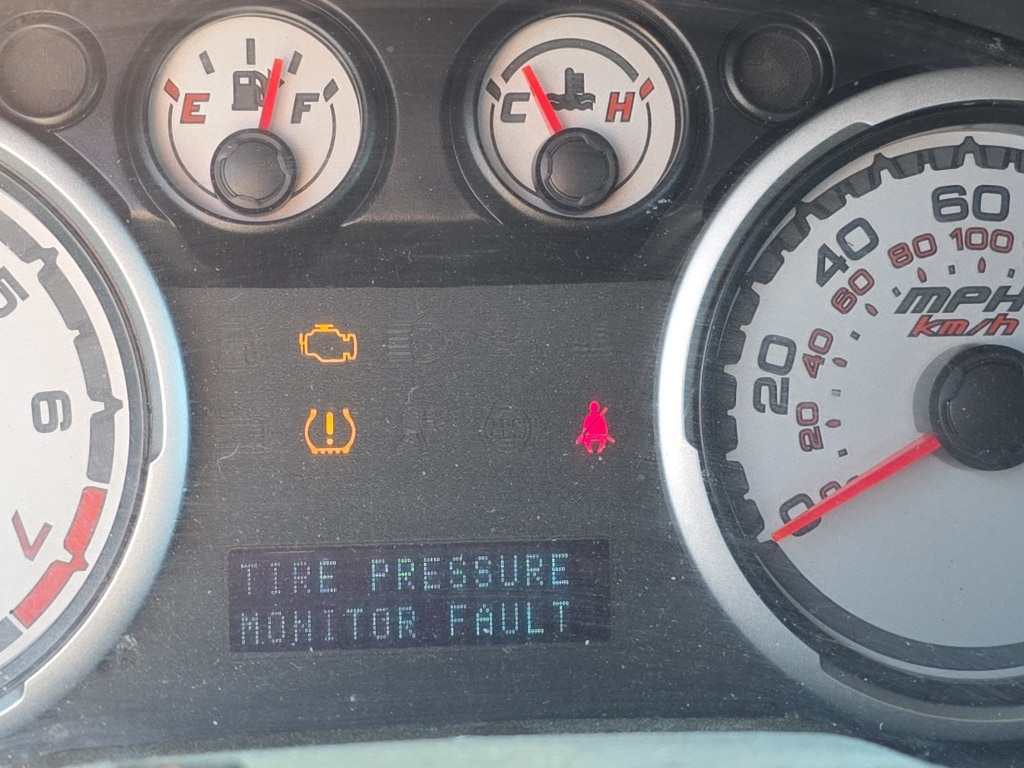 2011 Ford Focus SE's photo