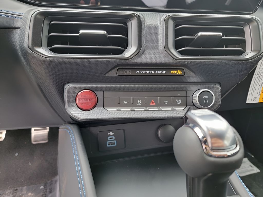 2025 Ford Mustang Dark Horse - Photo 28