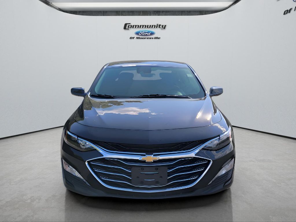 Used 2023 Chevrolet Malibu 1LT with VIN 1G1ZD5ST2PF220742 for sale in Mooresville, IN