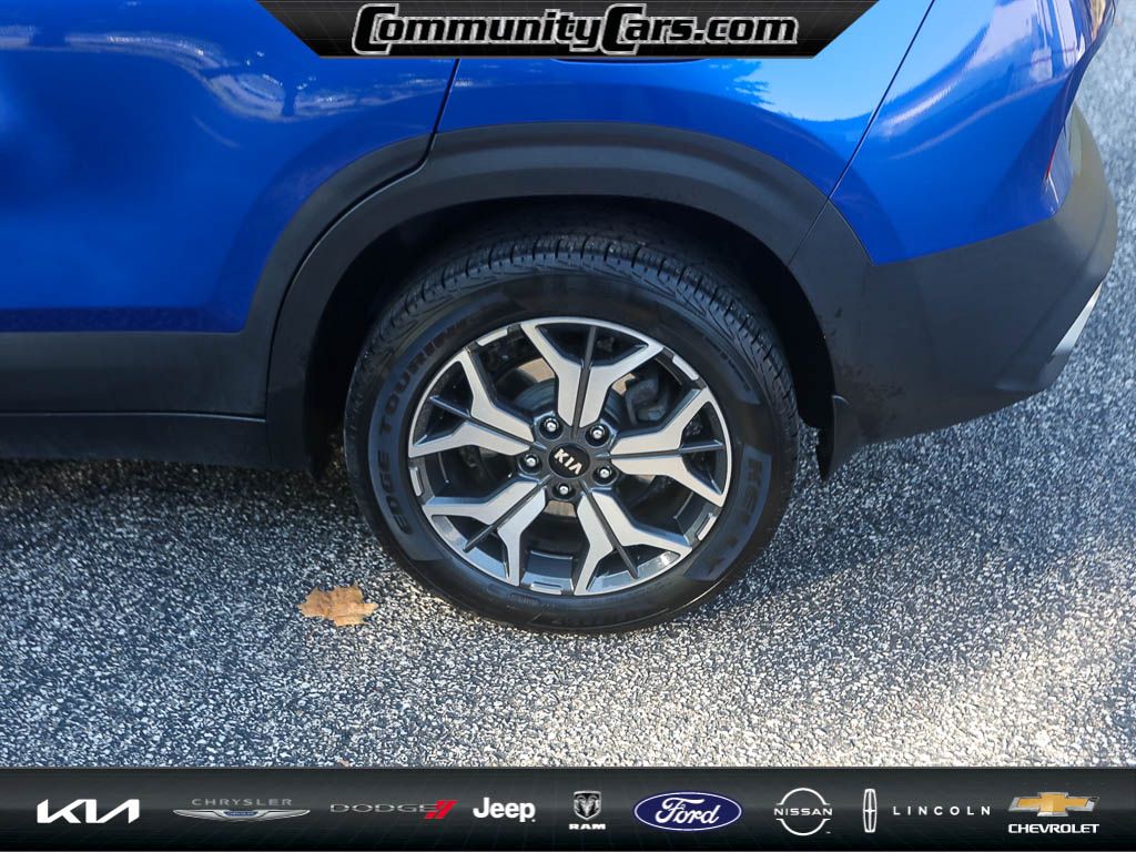 2021 Kia Seltos EX photo 3