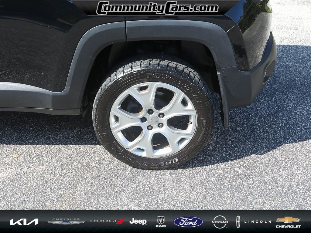 2019 Jeep Renegade Latitude photo 4