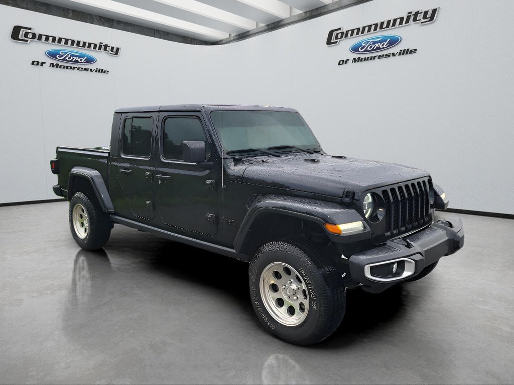 Used 2022 Jeep Gladiator Sport Truck Crew Cab