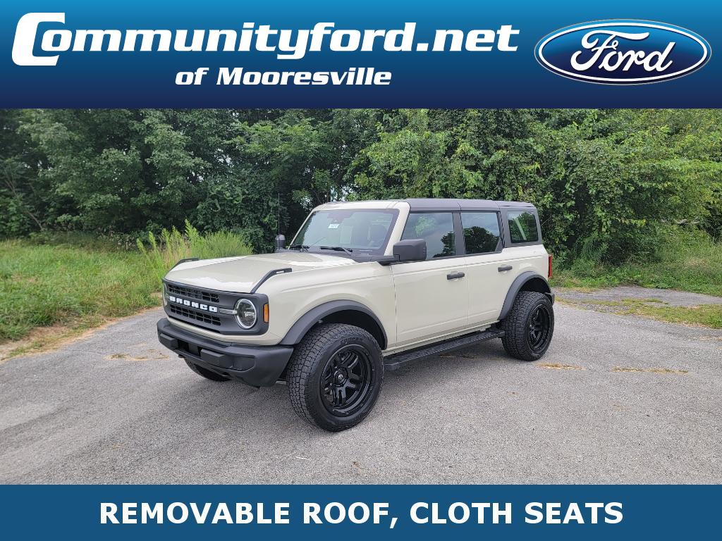 2025 Ford Bronco Base