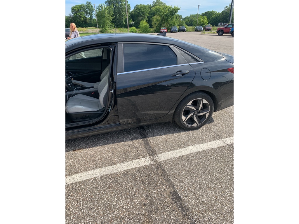 Used 2023 Hyundai Elantra Limited Sedan