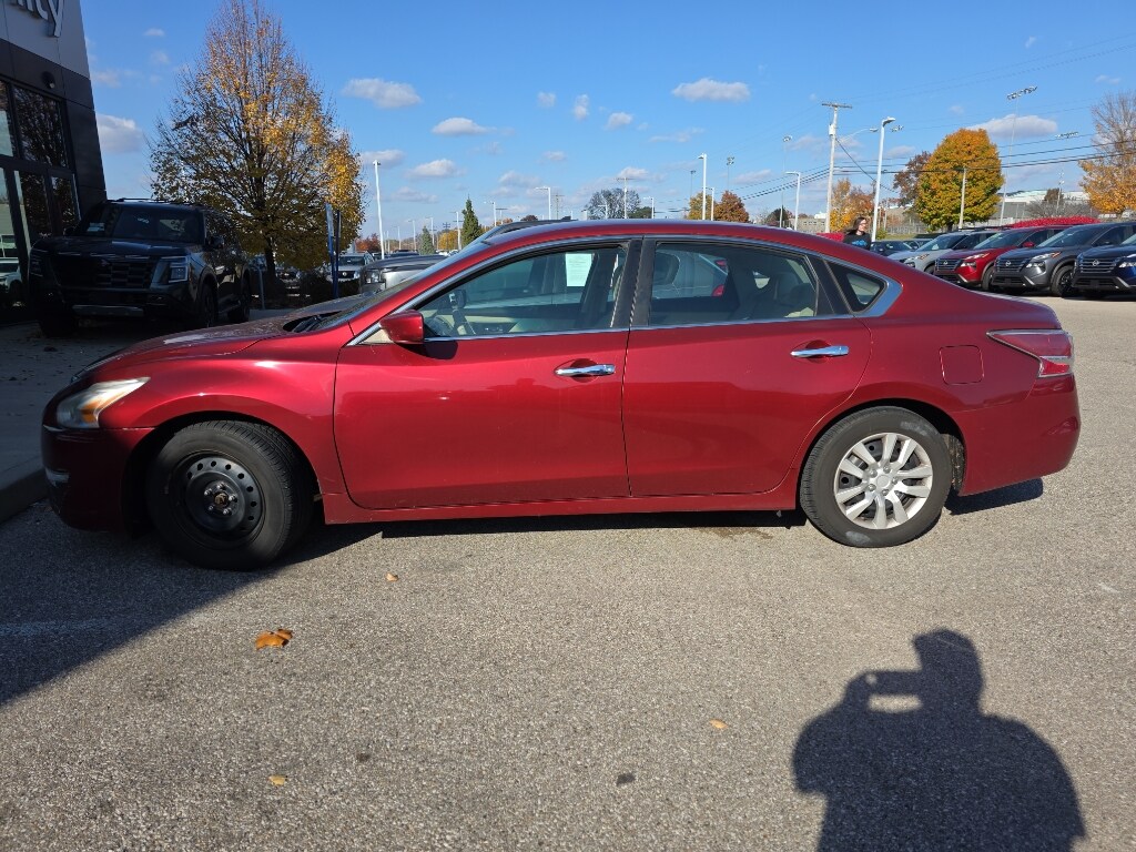 Used 2015 Nissan Altima 2.5 Sedan