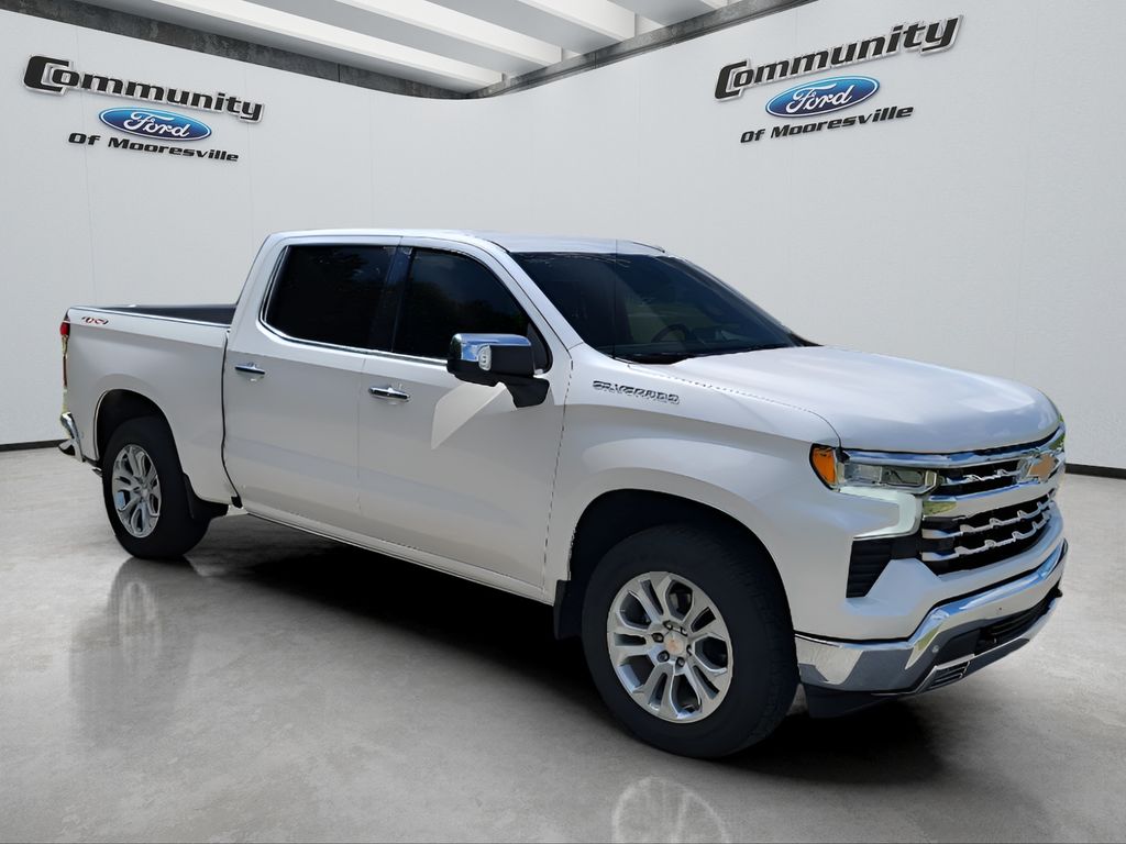 2025 Chevrolet Silverado 1500 LTZ photo 3