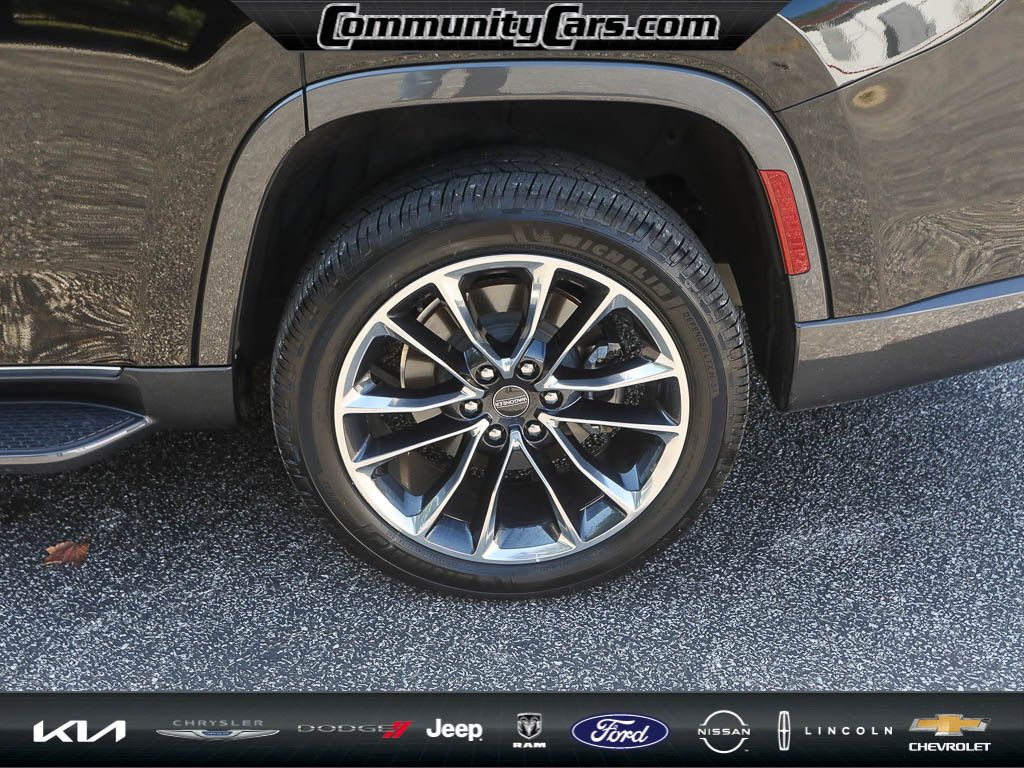 2022 Jeep Wagoneer Series II photo 4