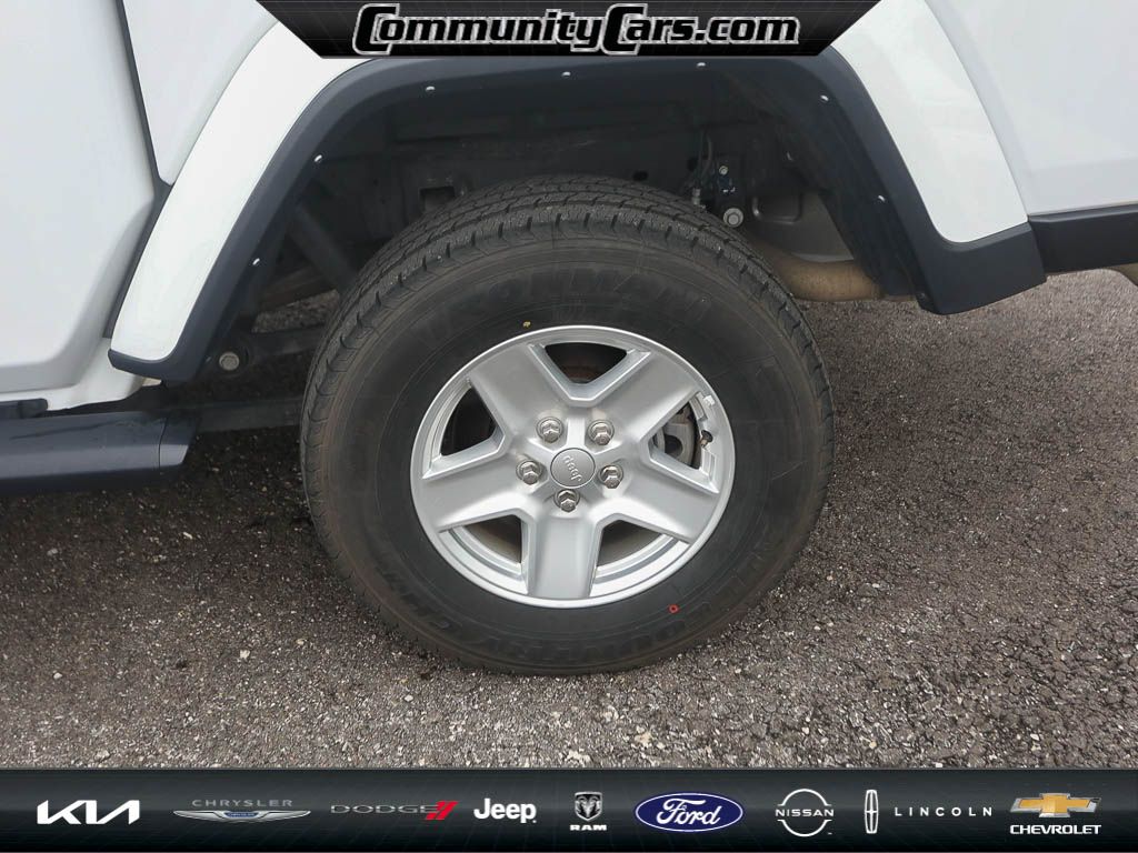 2023 Jeep Gladiator Sport S photo 4