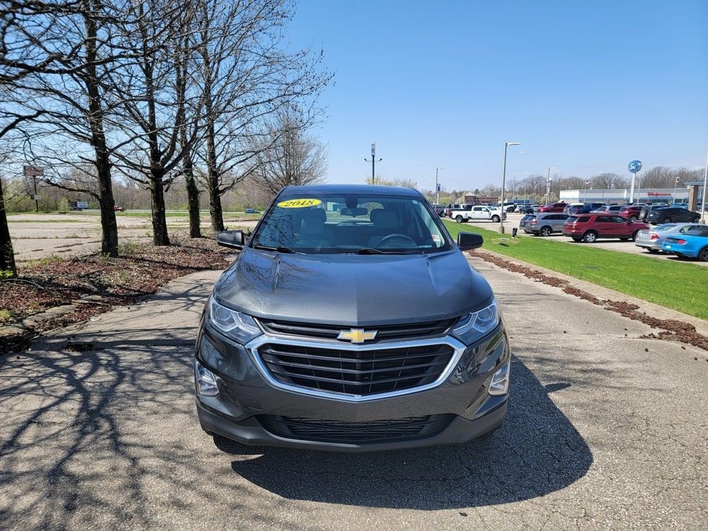 Used 2018 Chevrolet Equinox LS with VIN 2GNAXHEV9J6120804 for sale in Mooresville, IN