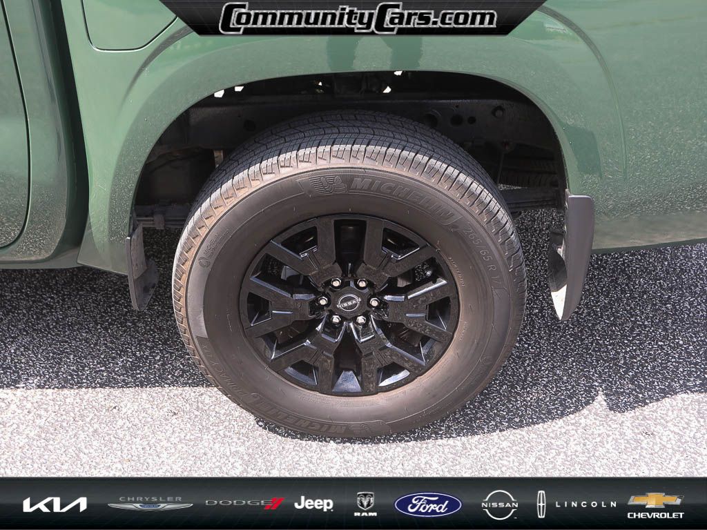 2023 Nissan Frontier SV photo 4