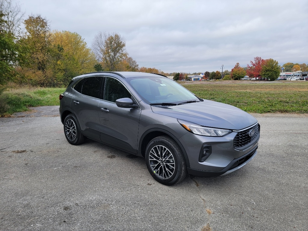 New 2026 Ford Escape PHEV SUV