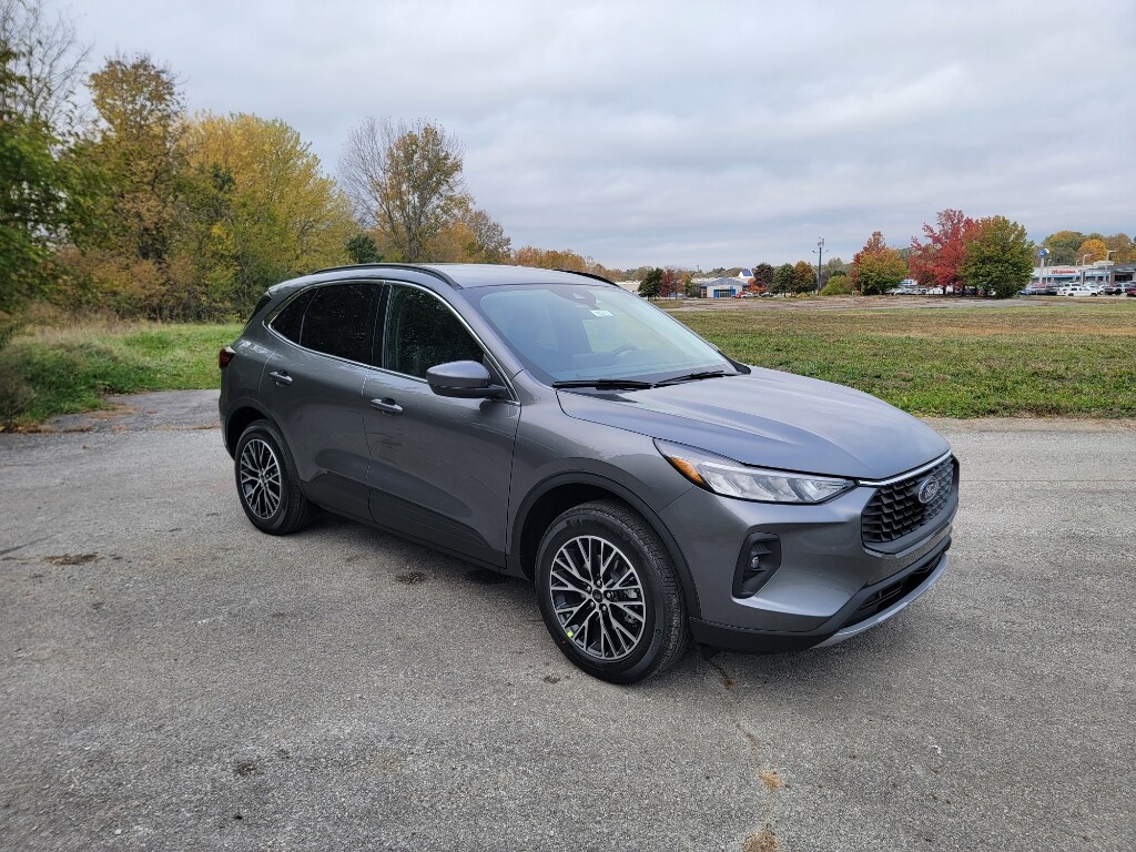 2026 Ford Escape photo 2