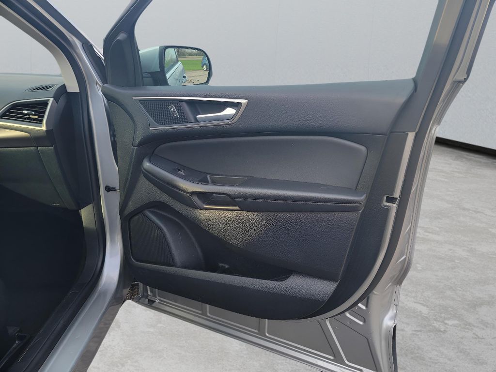 2024 Ford Edge SEL - Photo 31