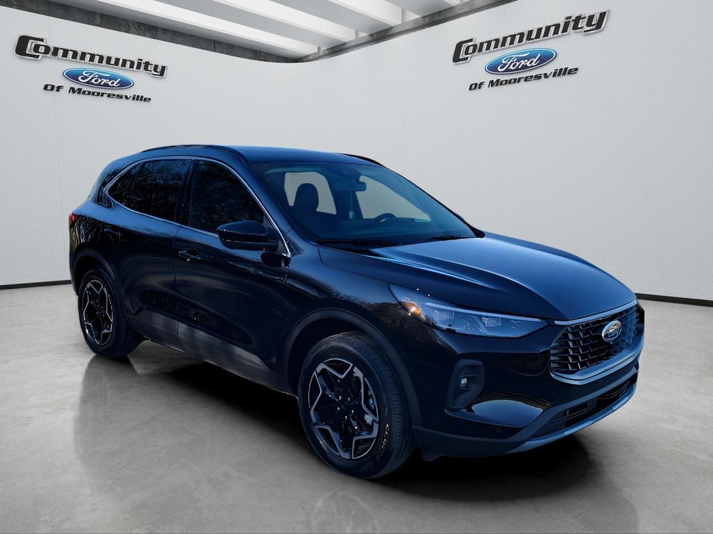 New 2026 Ford Escape Platinum SUV