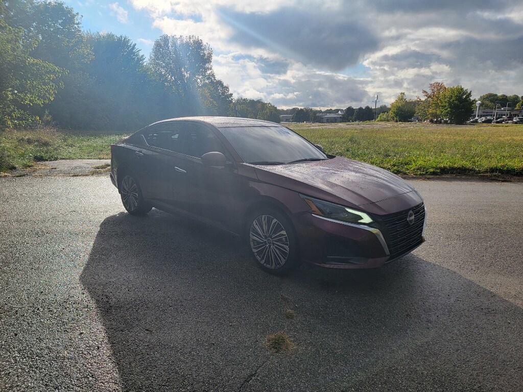 2023 Nissan Altima 2.5 SL photo 3