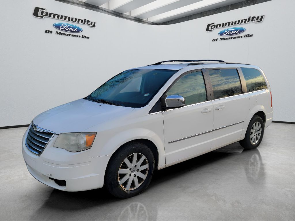 2010 Chrysler Town & Country Touring Plus's photo