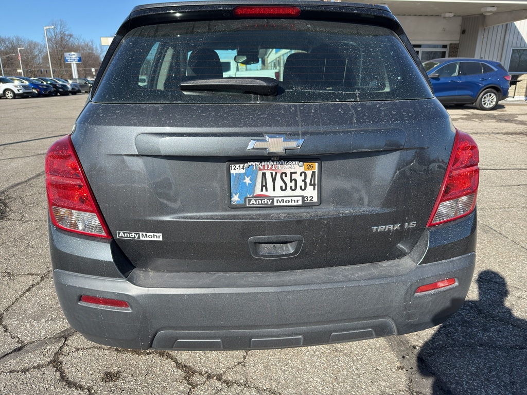 2016 Chevrolet Trax LS photo 3
