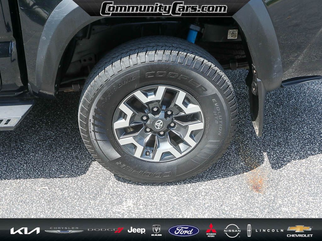 2019 Toyota Tacoma TRD V6 photo 4