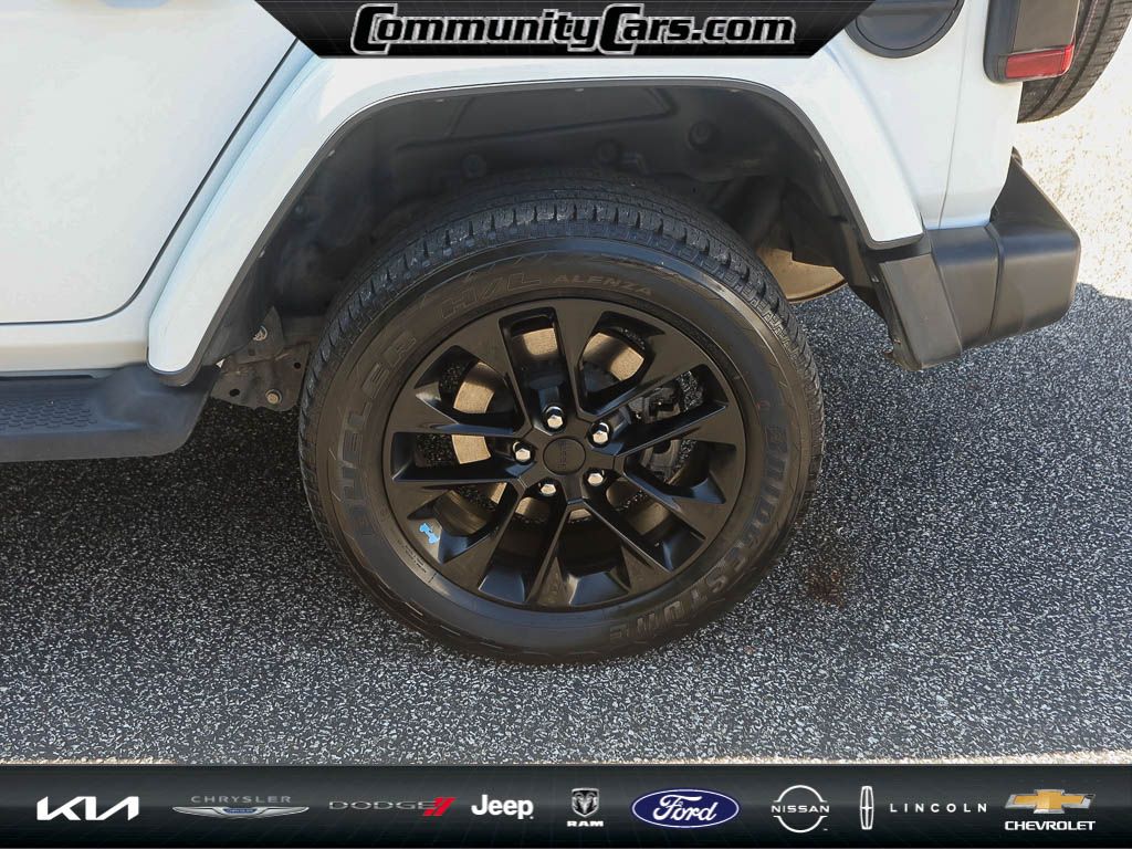2022 Jeep Wrangler Unlimited 4xe Sahara photo 4