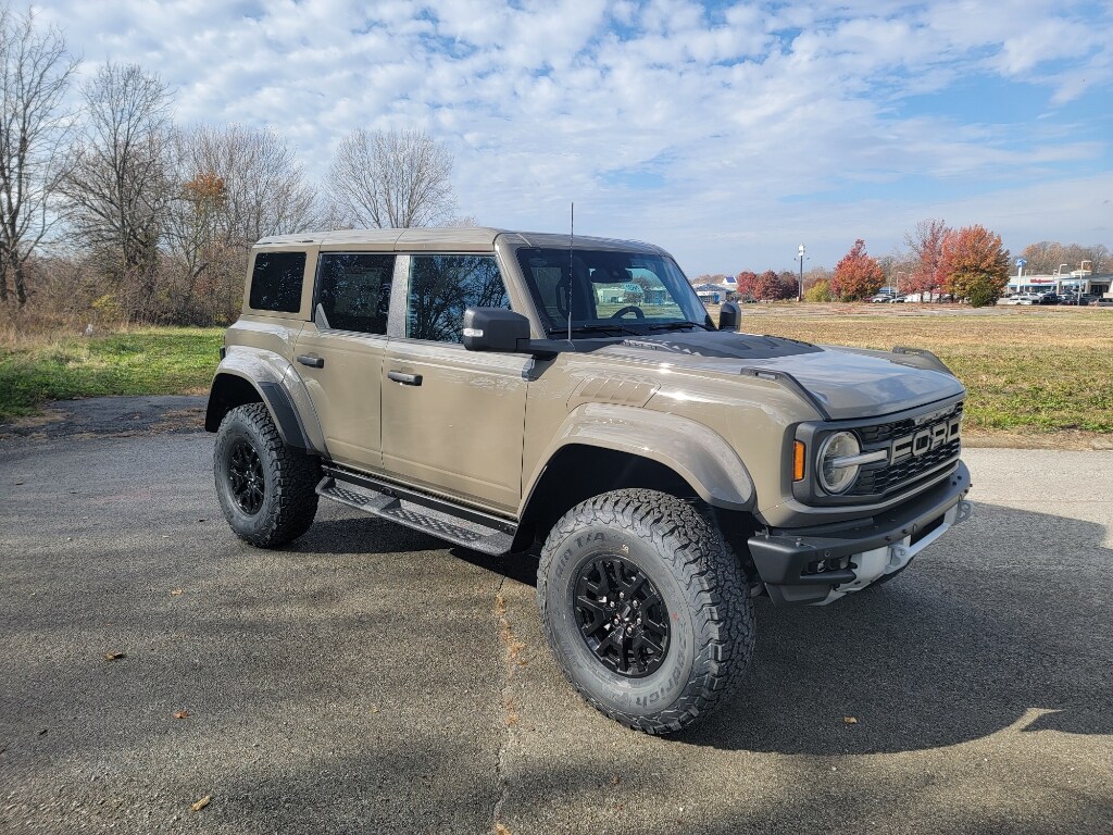 2025 Ford Bronco Raptor photo 3