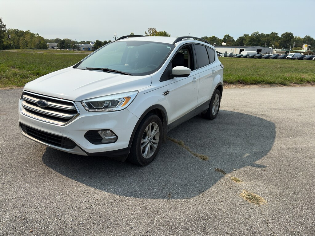 2017 Ford Escape SE photo 3
